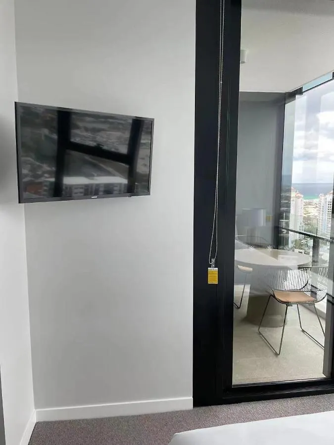 Luxury Casino Apartment In Broadbeach Island Guldkusten 0*,
